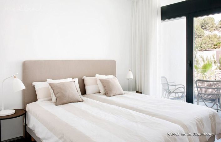 Image No.6-3 Bed Villa for sale