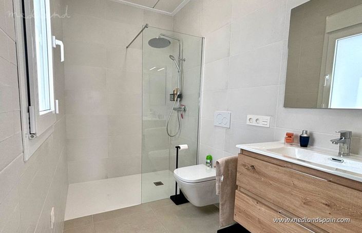 Image No.6-3 Bed Villa for sale