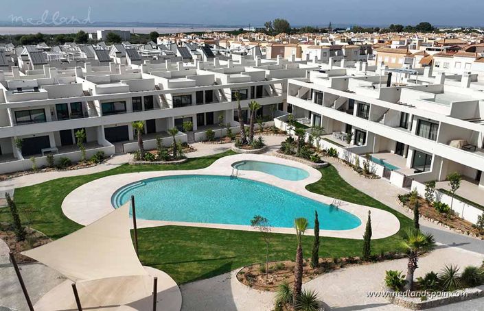 Image No.16-2 Bed Apartment for sale