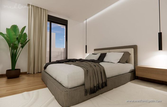 Image No.7-3 Bed Townhouse for sale