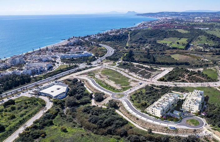 Image No.15-3 Bed Apartment for sale