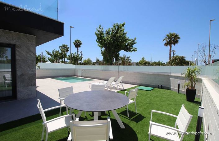 Image No.15-3 Bed Villa for sale