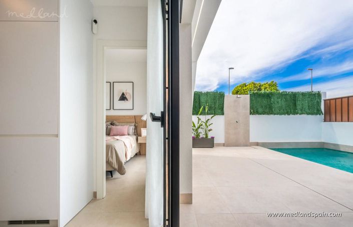 Image No.11-3 Bed Villa for sale