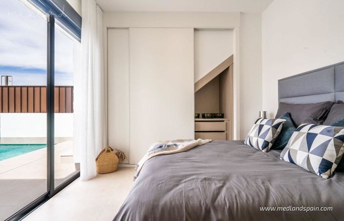 Image No.6-3 Bed Villa for sale