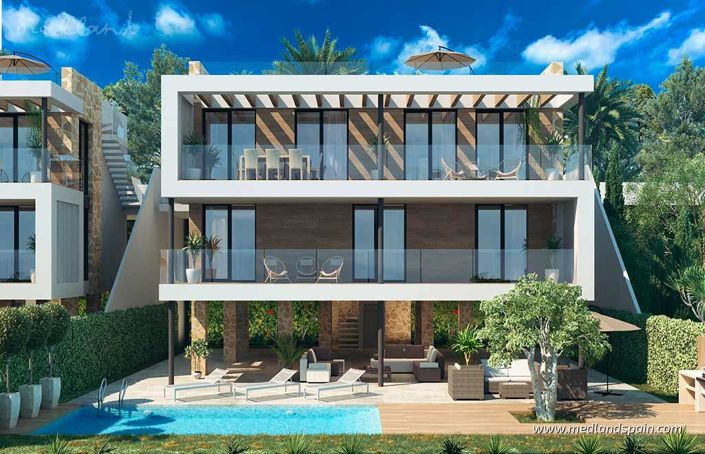 Image No.1-4 Bed Villa for sale