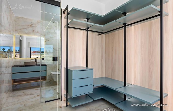 Image No.11-3 Bed Villa for sale