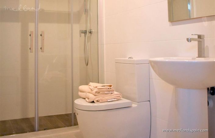 Image No.8-3 Bed Villa for sale