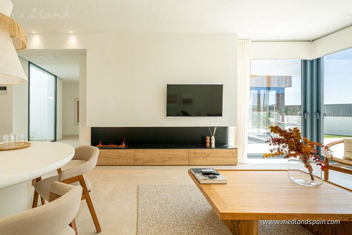 Image No.5-4 Bed Villa for sale