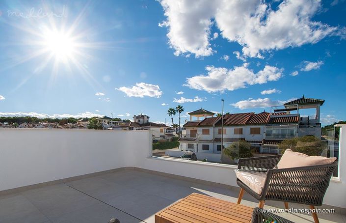 Image No.15-3 Bed Villa for sale