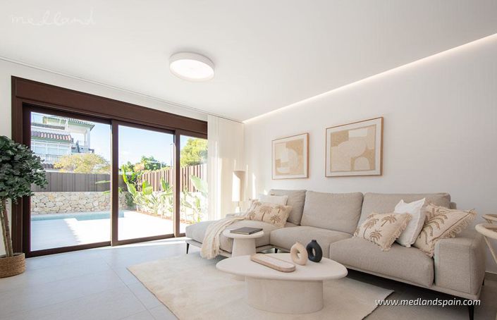 Image No.5-3 Bed Villa for sale