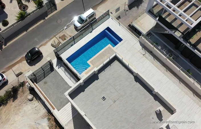 Image No.13-3 Bed Villa for sale