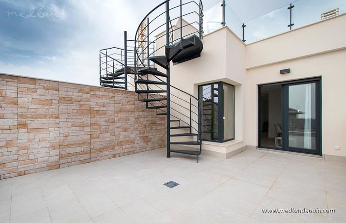 Image No.11-4 Bed Villa for sale