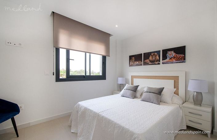 Image No.9-4 Bed Villa for sale