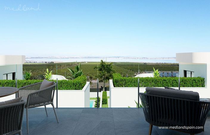 Image No.15-2 Bed Apartment for sale