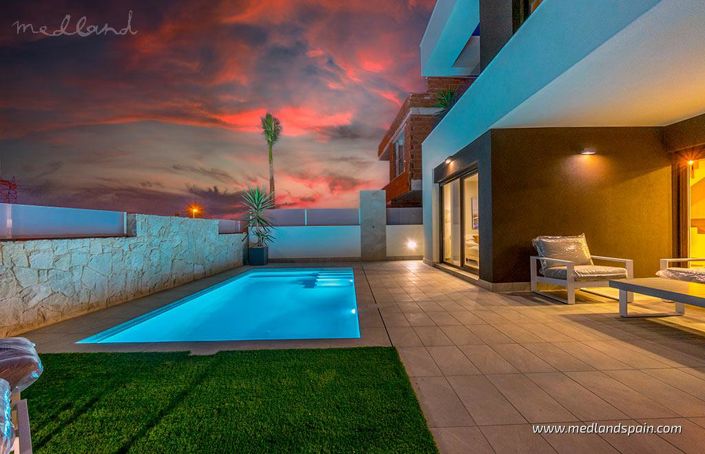 Image No.6-3 Bed Villa for sale