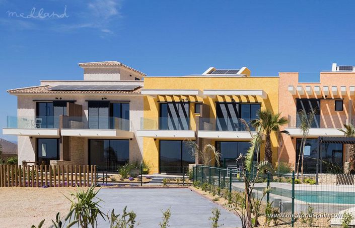 Image No.5-2 Bed Townhouse for sale