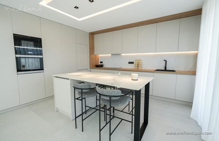 Image No.7-3 Bed Villa for sale