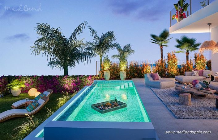 Image No.10-3 Bed Townhouse for sale