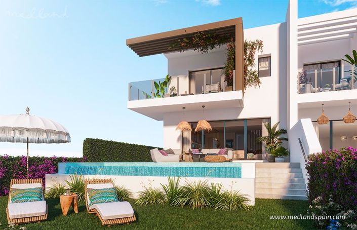 Image No.2-4 Bed Townhouse for sale