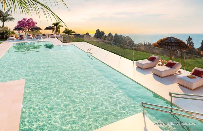 Image No.7-4 Bed Townhouse for sale