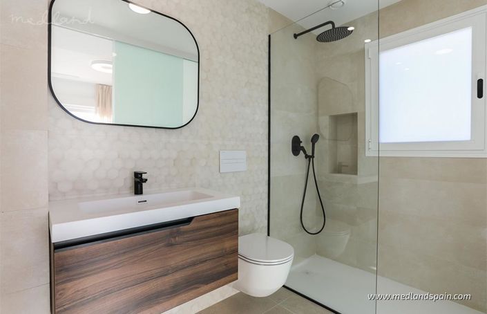 Image No.10-3 Bed Villa for sale