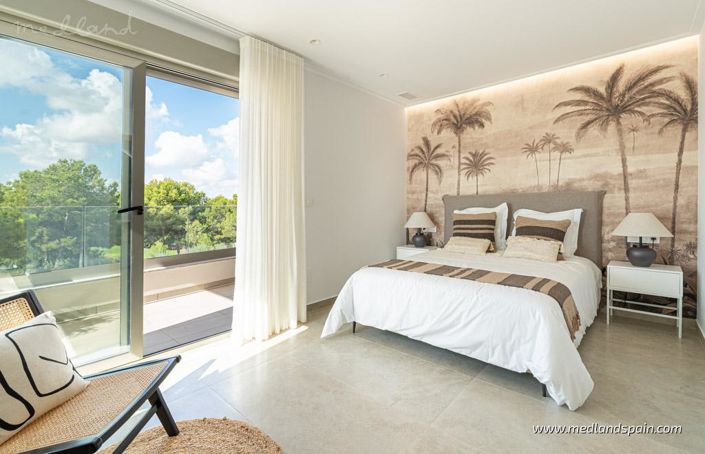 Image No.12-3 Bed Villa for sale