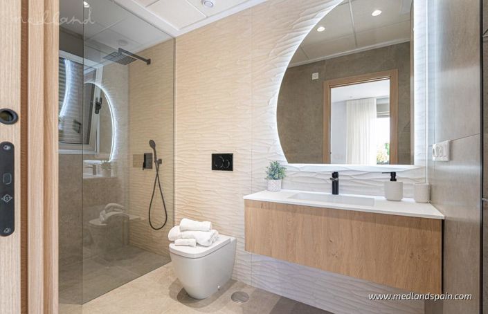 Image No.13-3 Bed Villa for sale