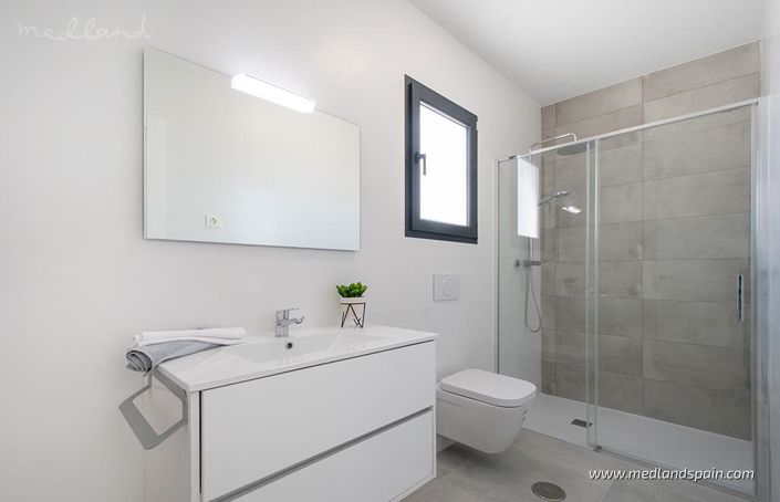 Image No.16-2 Bed Villa for sale