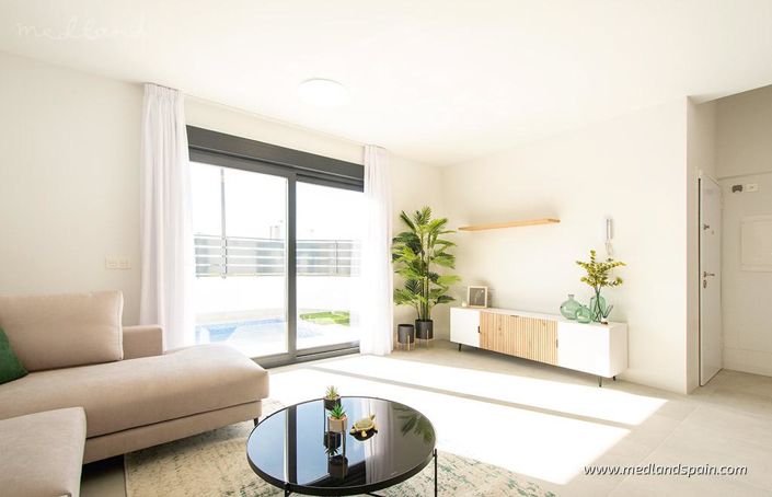 Image No.15-3 Bed Villa for sale