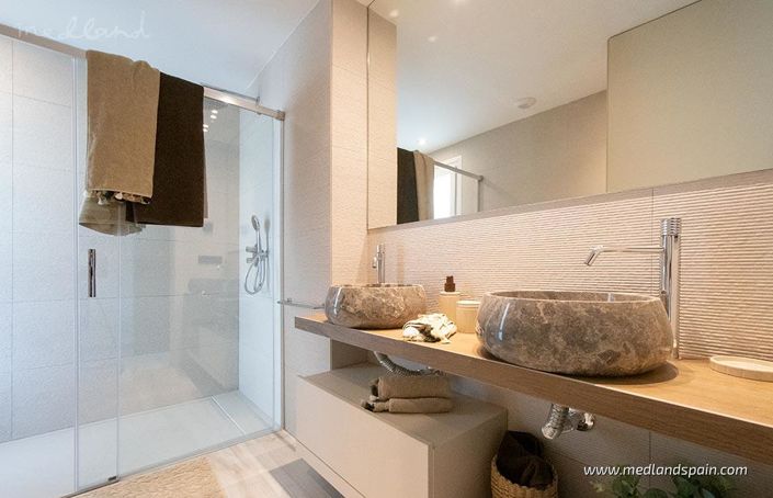 Image No.12-3 Bed Villa for sale