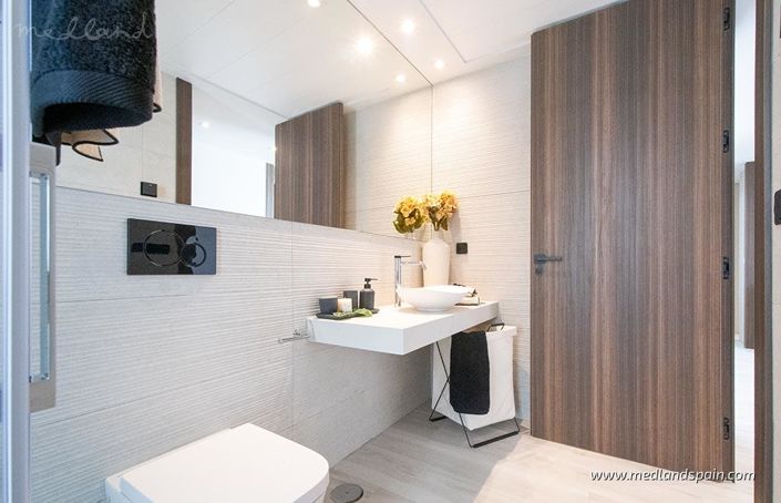 Image No.8-3 Bed Villa for sale