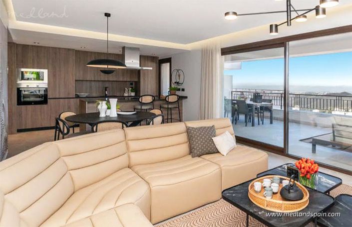 Image No.10-3 Bed Apartment for sale