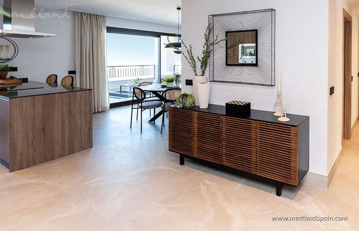 Image No.13-3 Bed Apartment for sale