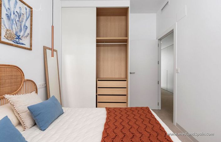 Image No.5-2 Bed Apartment for sale