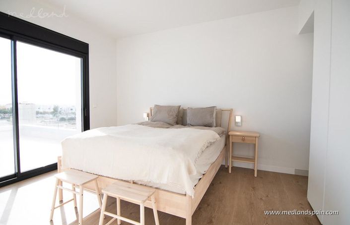 Image No.12-3 Bed Villa for sale