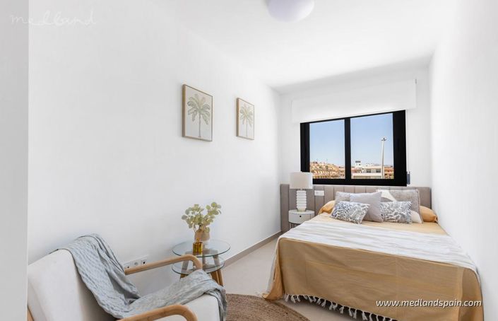 Image No.9-4 Bed Townhouse for sale