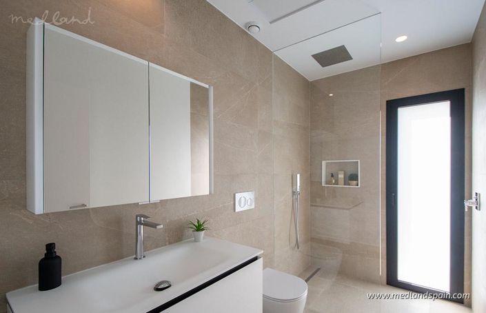 Image No.12-3 Bed Villa for sale