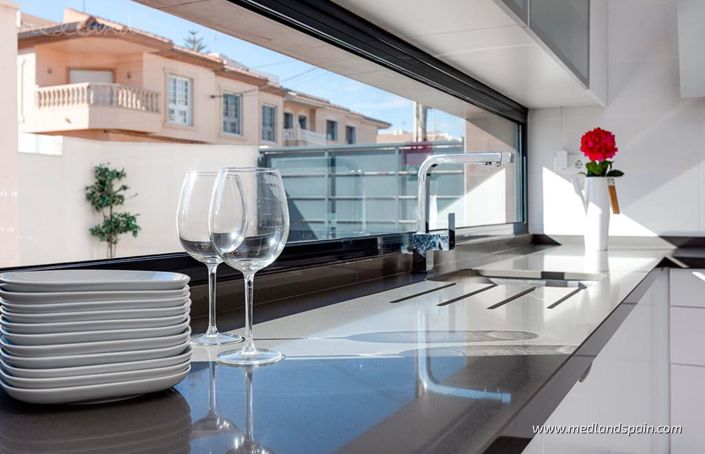 Image No.7-3 Bed Villa for sale