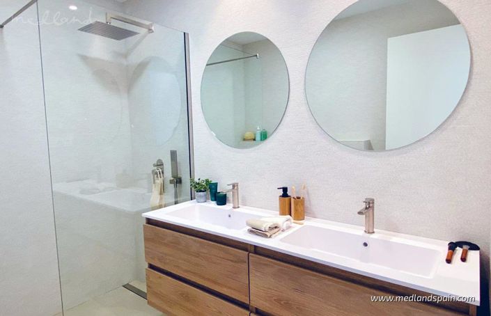 Image No.11-3 Bed Apartment for sale