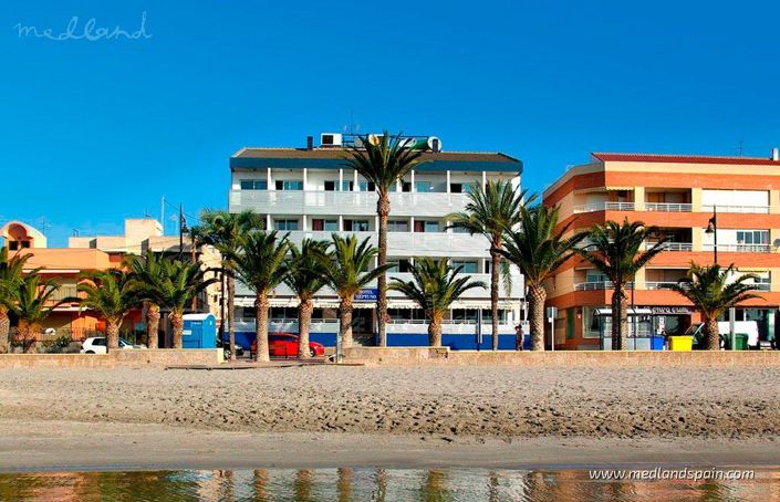 Image No.8-3 Bed Villa for sale