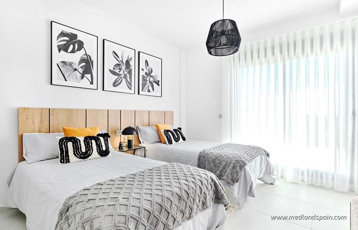 Image No.6-3 Bed Villa for sale