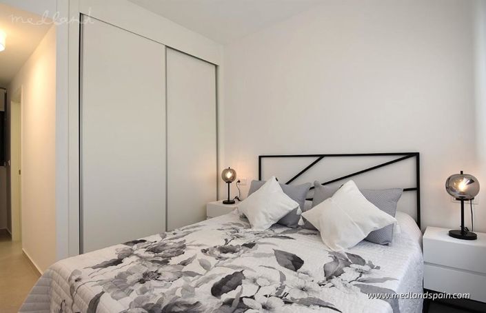 Image No.12-2 Bed Apartment for sale