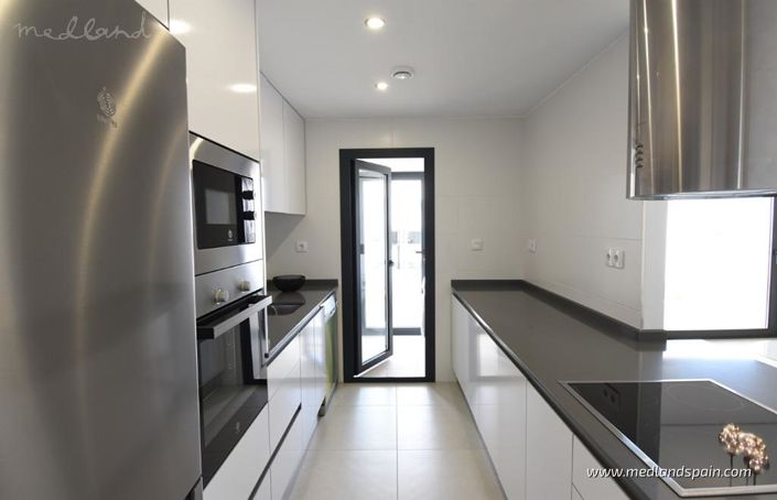 Image No.8-2 Bed Apartment for sale