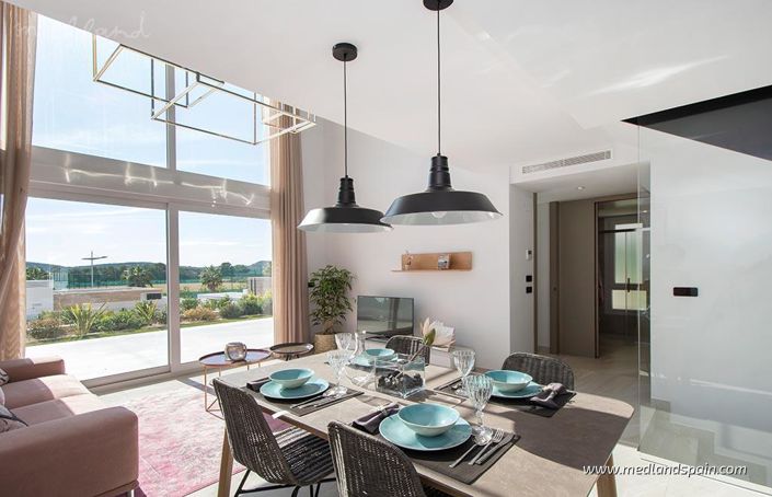 Image No.4-3 Bed Villa for sale