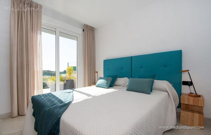 Image No.8-3 Bed Villa for sale