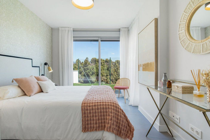 Image No.23-3 Bed Apartment for sale