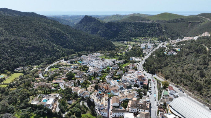 Image No.27-3 Bed Apartment for sale