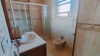 11-20939a0134ad724a8cb2a801094d15a4