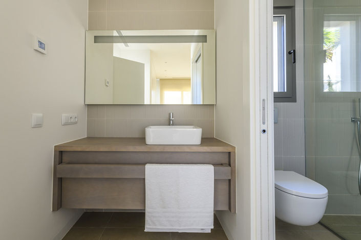 Image No.14-3 Bed Villa for sale