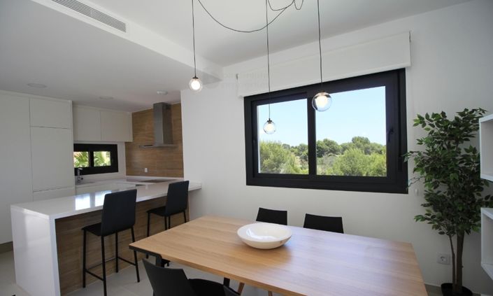 Image No.6-2 Bed Apartment for sale